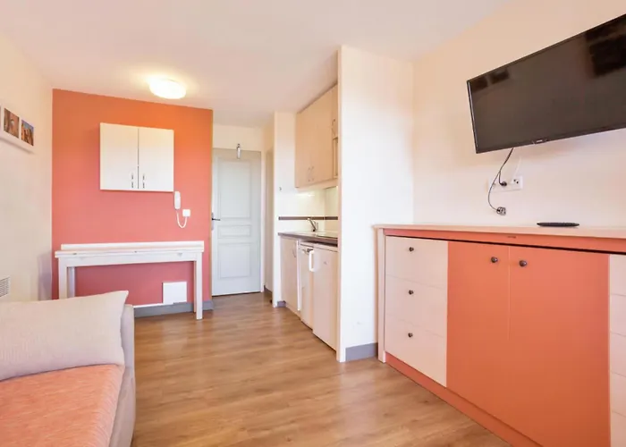 Apartment Le Village De Cap Esterel - Maeva - 2 Pieces 5 Personnes Selection Mae-2892